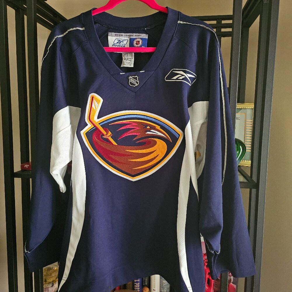 NHL MEN ATLANTA HOCKEY TRASHERS OFFICIAL LICENSED NAVY JERSEY SIZE M